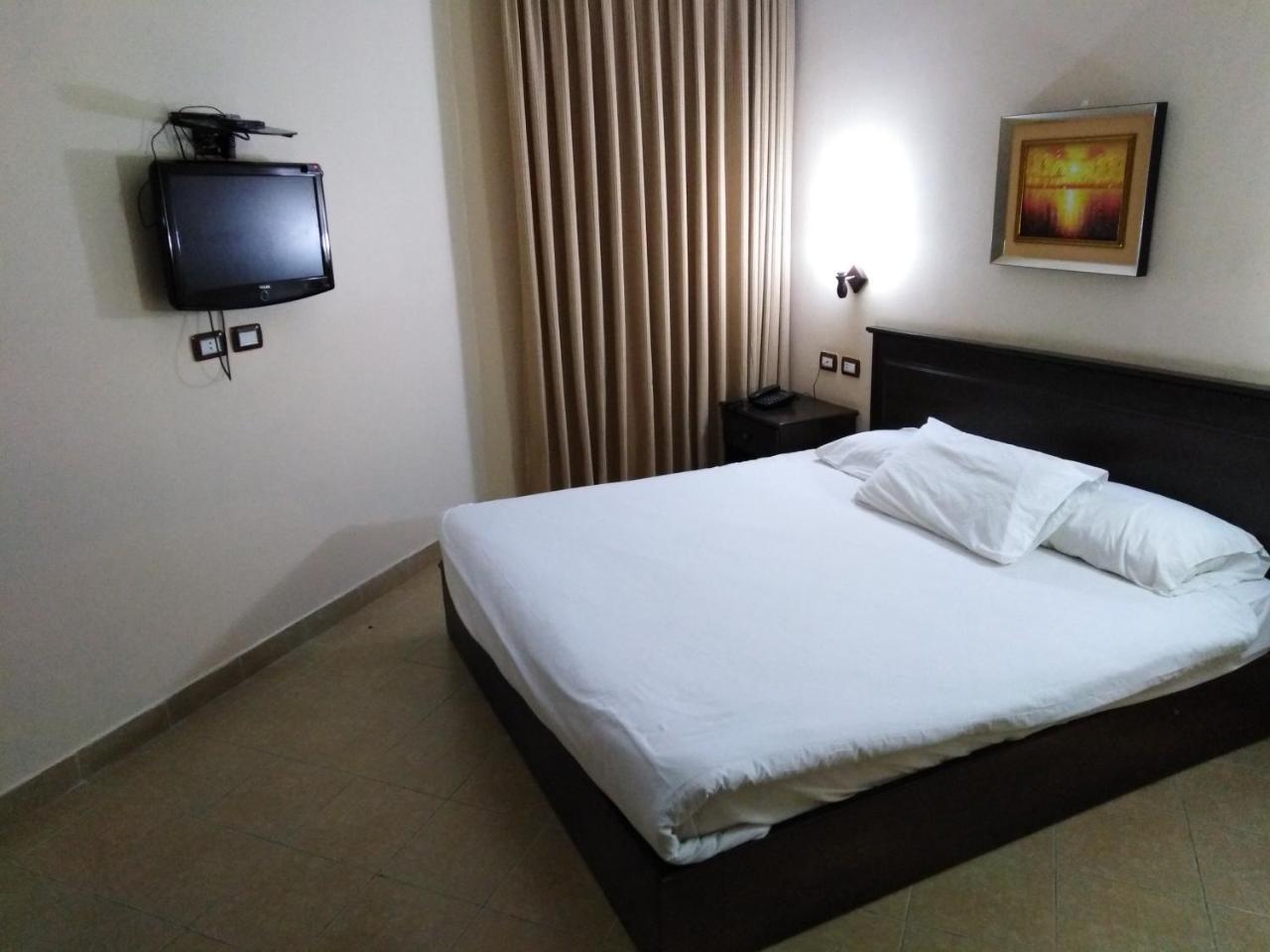 Delilah Hotel Madaba Buitenkant foto